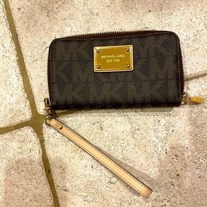 MK wallet